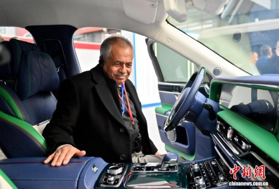 12��16���������L(zh��ng)��������F(tu��n)�ɆT�w�(y��n)�Ї�(gu��)��܇�������� �z