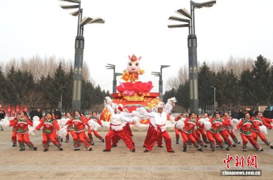 2��10�������ڼ����L(zh��ng)�����ݖ|�����衣�w�� �z